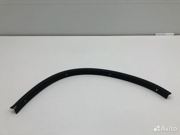 Накладка переднего крыла правого Nissan Terrano 3