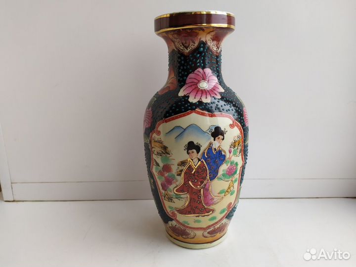 Ваза фарфоровая, ручная роспись, Китай