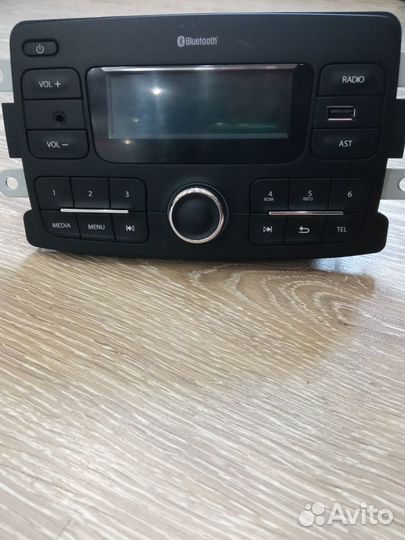 Автомагнитола бу LADA х рей