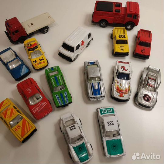 Машинки модельки металлические