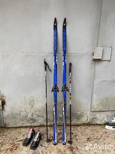 Лыжи детские с ботинками 34 размер