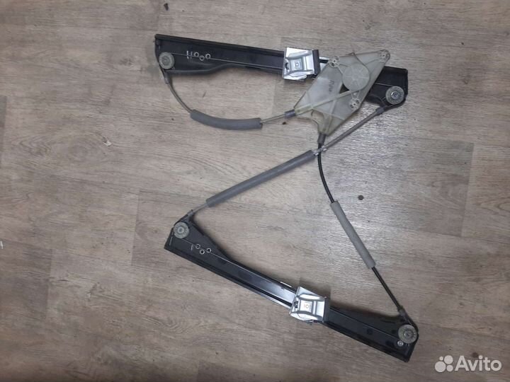 Стеклоподьемник перед левый Volkswagen polo