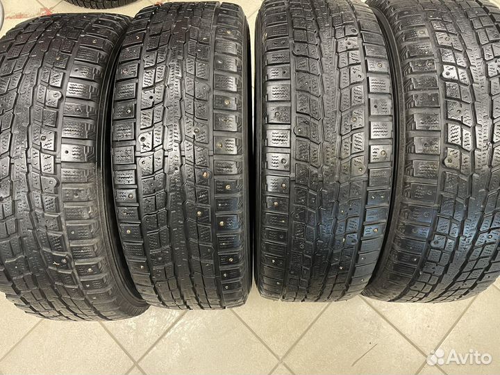 Dunlop SP Winter Ice 01 225/65 R17 102T