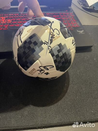 Мяч с автографами сборной франции с чм 2018