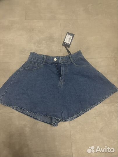 Джинсовые шорты