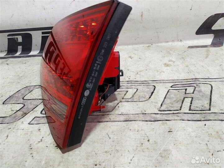 Фонарь внутренний задний правый Audi A4 B8 2.0
