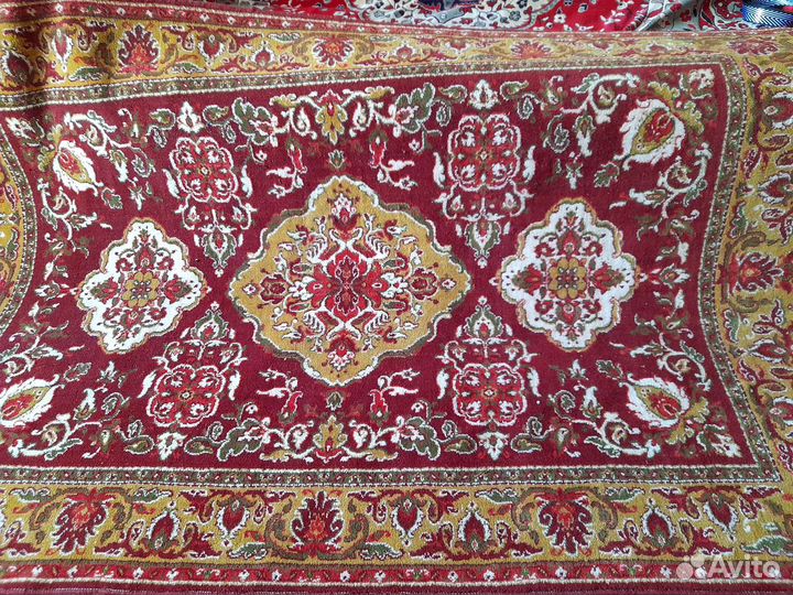 Ковер шерстяной