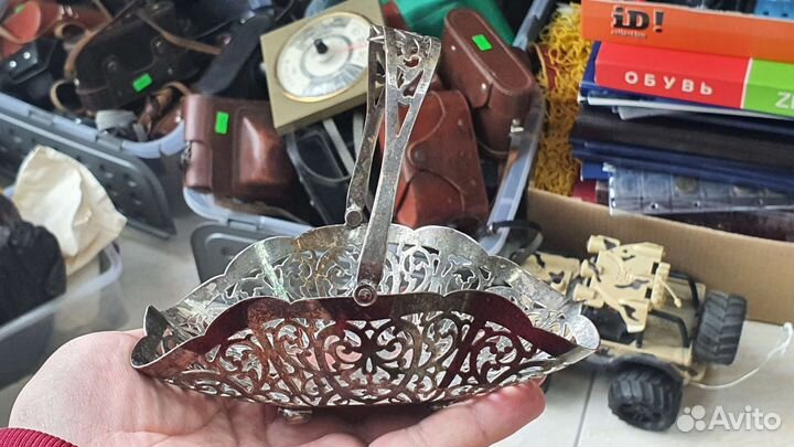 Сахарница для кускового сахара с ципчиками. Европа