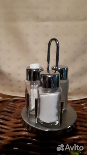 Спецовницы, салфетницы и другое