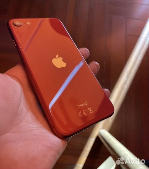 iPhone SE (2020), 64 ГБ