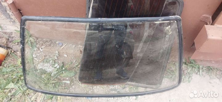 Лобовое стекло ваз 1111