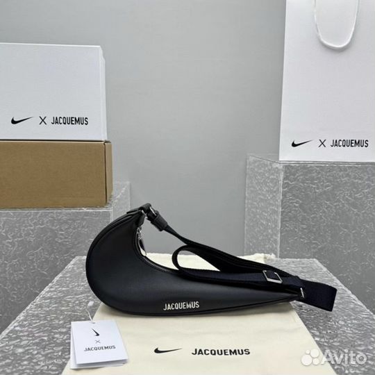 Сумка Jacquemus Nike Swoosh Bag