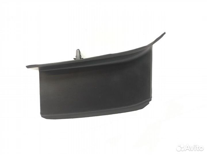 Накладка стоп-сигнала задняя правая Land Rover