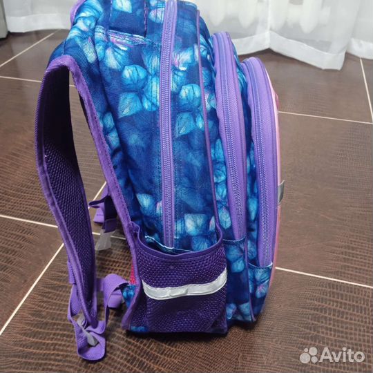 Рюкзак школьный
