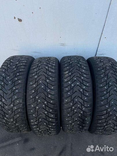 Nokian Tyres Hakkapeliitta 8 185/65 R15 88T