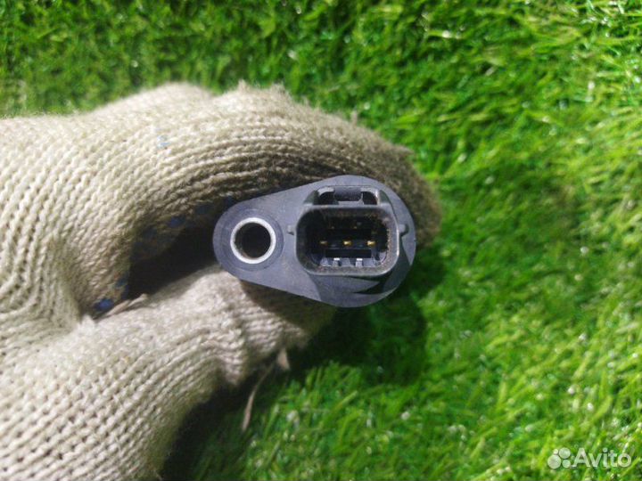 Датчик положения коленвала Mitsubishi Lancex X