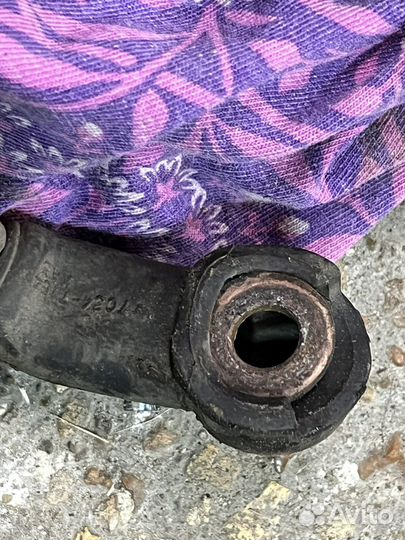 Плюсовой провод nissan primera P10