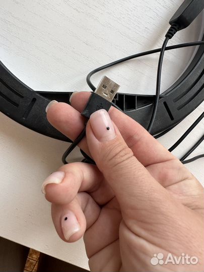 Кольцевая лампа 26 см