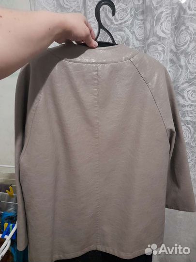 Кожаная куртка, плащ