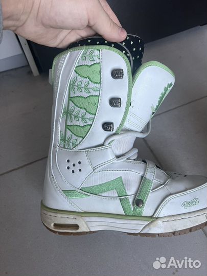 Сноубордические ботинки женские vans 24 см