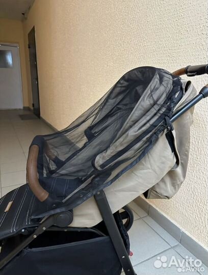 Прогулочная коляска hb