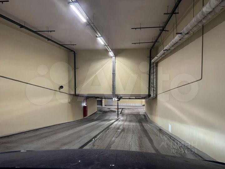 Машиноместо, 17 м²