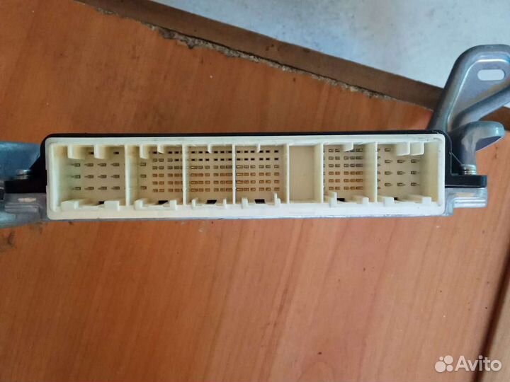 Блок мозги эбу двигателем Тойота Прадо 150 3.0л д