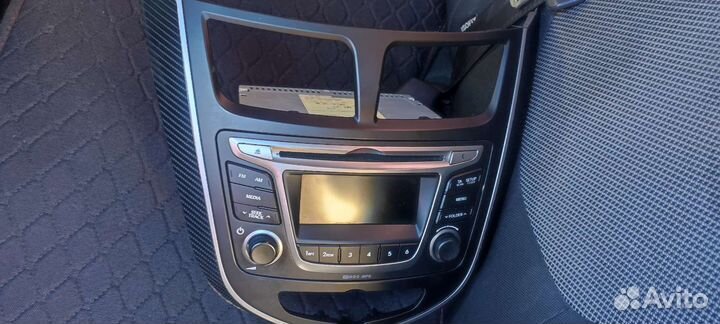 Штатная магнитола на hyundai solaris 1