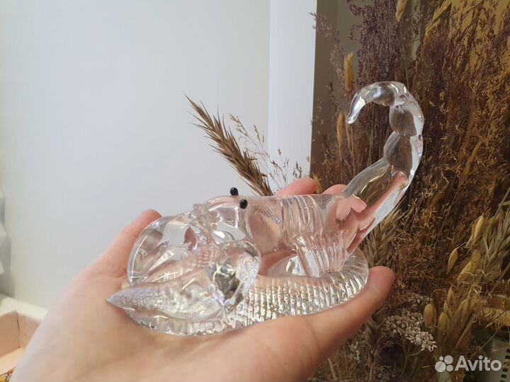 Хрустальный скорпион