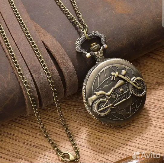 Старинные карманные часы