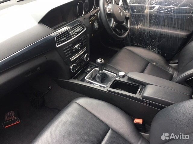 Разбор на запчасти Mercedes C W204