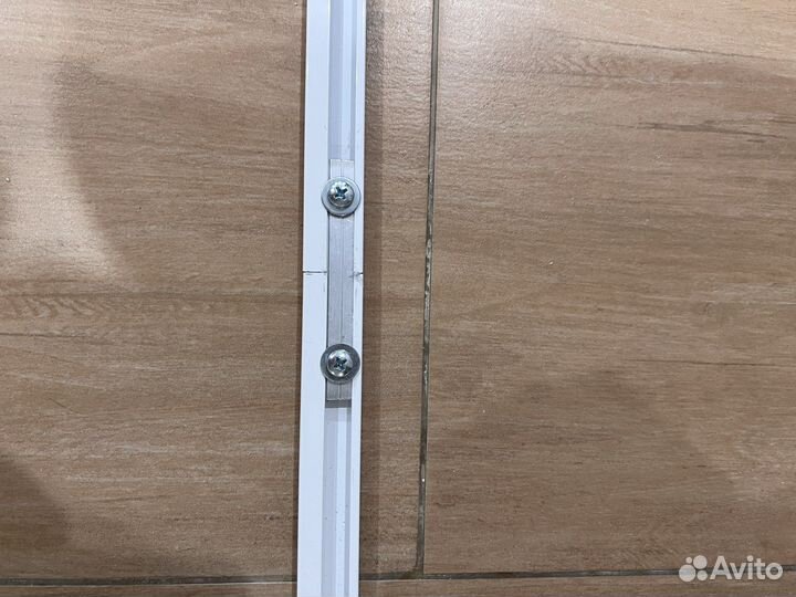 Карниз с липучкой