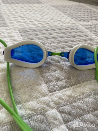 Очки для плавания