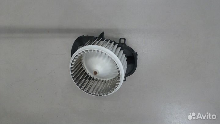 Двигатель отопителя Volkswagen Touareg, 2011