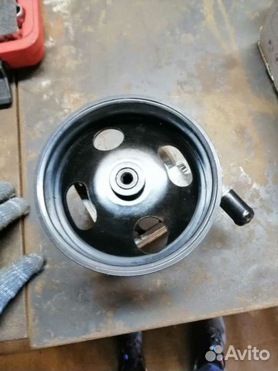 Насос гидроусилителя infiniti EX35 J50, FX35