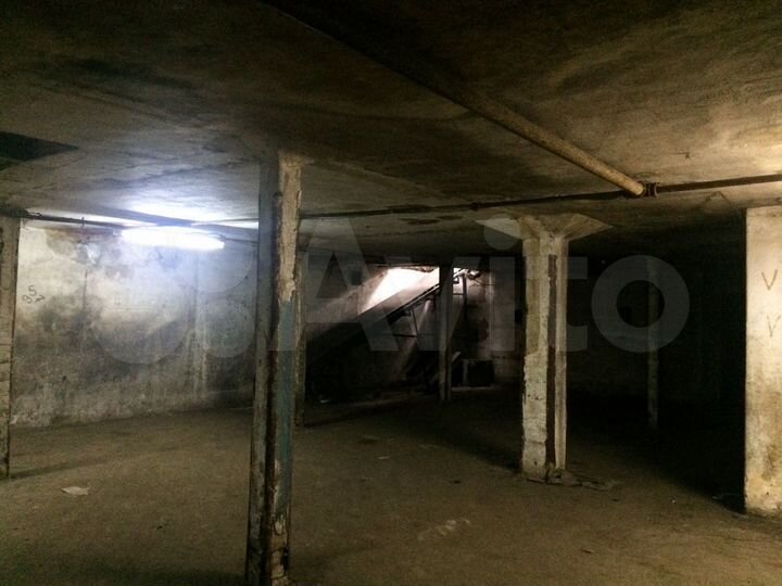 Склад, 965 м²