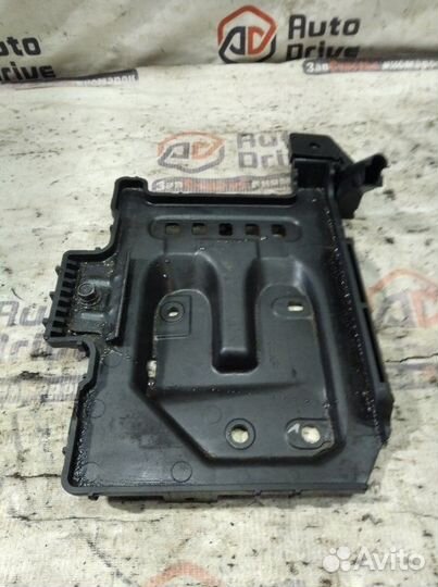 Площадка под акб Hyundai I30 FD G4FC 2009