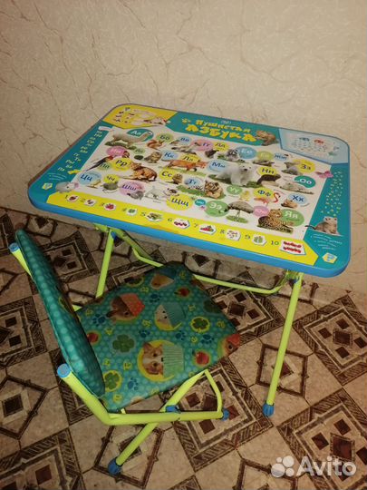 Детский столик и стульчик