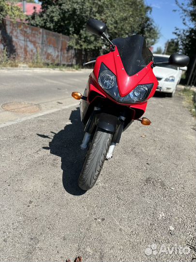 Honda CBR 600F4i
