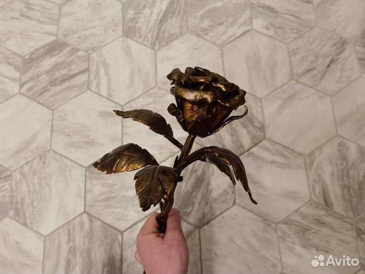 Роза металлическая декоративная