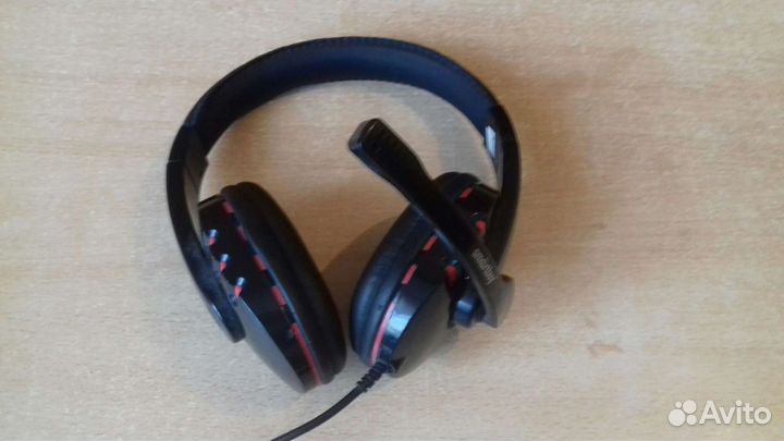 Игровые наушники