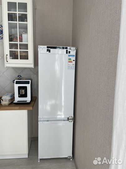 Встраиваемый холодильник haier hrf236nfru
