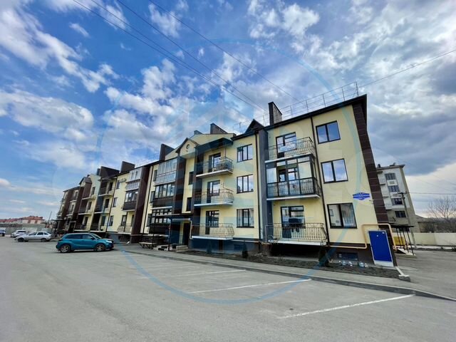 2-к. квартира, 62,5 м², 1/3 эт.