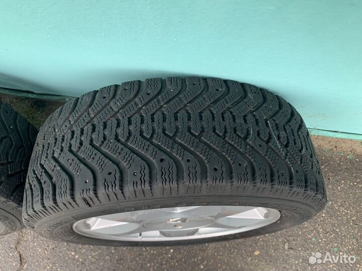 Goodyear UltraGrip 195/55 R15