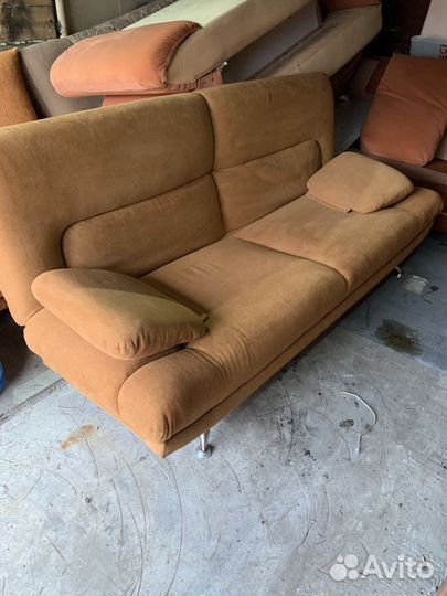 Диваны и кресло бу