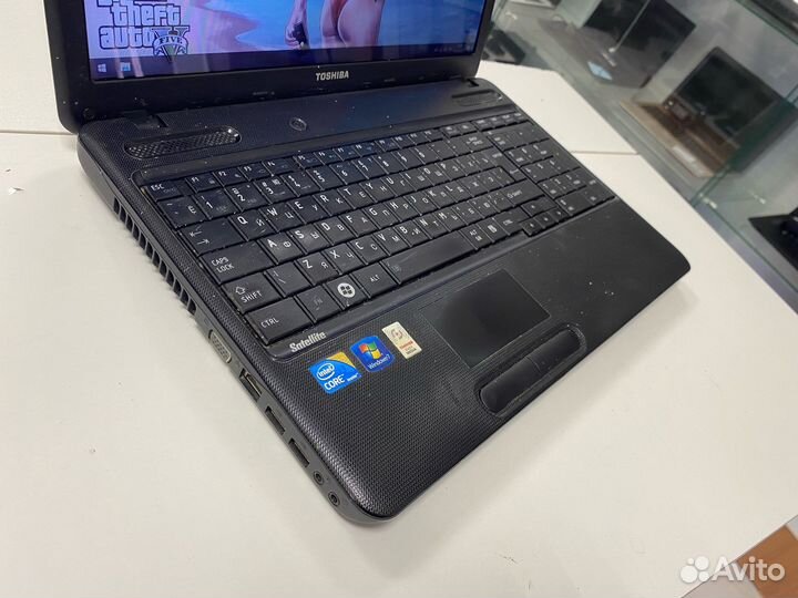 Toshiba 15.6 (Core i3/ 3gb/ 500gb/ Radeon HD)