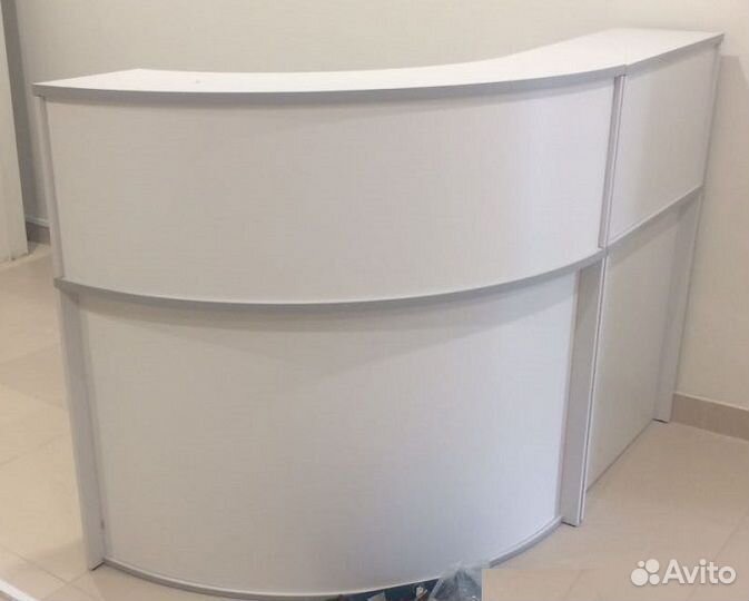 Офисная модульная стойка администратора