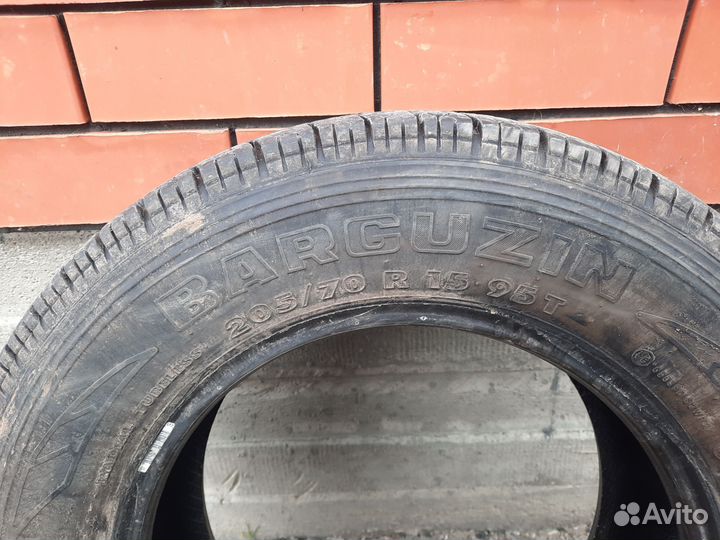 Tunga 4x4 205/70 R15