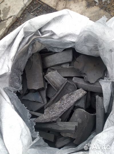 Уголь древесный в мешках