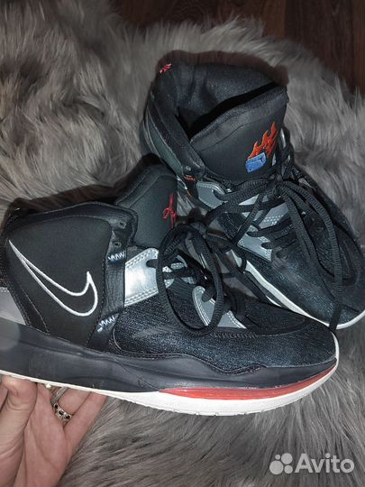 Кроссовки Nike Kyrie 41 размер